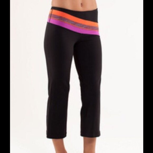 Lululemon Retro Reversible Flare Crop Leggings - Picture 1 of 6